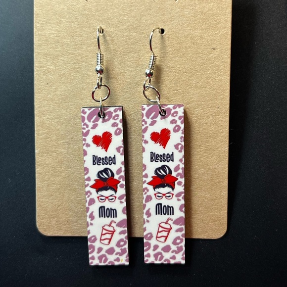 Blessed Mom Skinny Dangle Pierced Earrings New - Picture 1 of 3